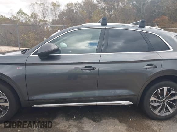 ✅ 2023 Audi Q5 S line Premium Plus • VIN: WA1EAAFY2P2056519 • Lot: 43886993. Listed on IAAI with 59,044 mi. Free auction sales archive from the USA and detailed vehicle history report at DreamBid. Image 14.