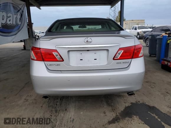 ✅ 2007 Lexus ES 330 • VIN: JTHBJ46G072042294 • Lot: 93640875. Wystawiony na Copart z przebiegiem 225 022 mil. Bezpłatny archiwum sprzedaży aukcyjnych z USA i szczegółowy raport historii pojazdu na DreamBid. Zdjęcie 6.
