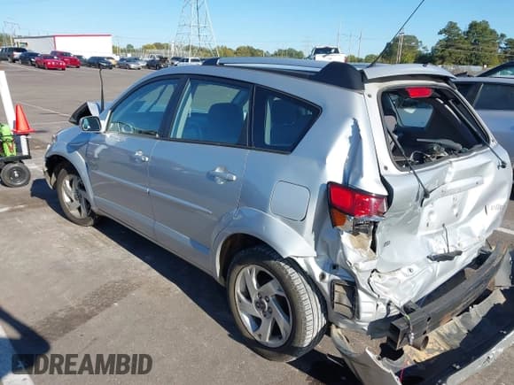 ✅ 2005 Pontiac Vibe • VIN: 5Y2SM63875Z412808 • Lot: 43438129. Wystawiony na IAAI z przebiegiem Nie podano. Bezpłatny archiwum sprzedaży aukcyjnych z USA i szczegółowy raport historii pojazdu na DreamBid. Zdjęcie 3.