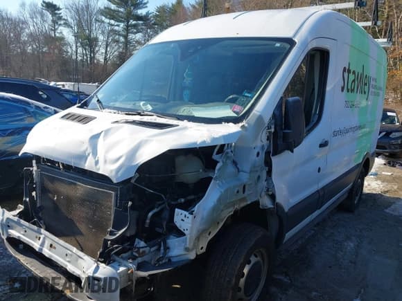 ✅ 2016 Ford Transit Cargo • VIN: 1FTYR1CM7GKA48493 • Lot: 41363457. Listed on IAAI with 184,305 mi. Free auction sales archive from the USA and detailed vehicle history report at DreamBid. Image 2.