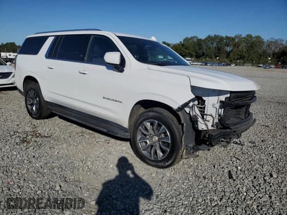 ✅ 2024 Chevrolet Suburban LS • VIN: 1GNSCBKD4RR253981 • Lot: 90696115. Listed on Copart with 32,662 mi. Free auction sales archive from the USA and detailed vehicle history report at DreamBid. Image 4.
