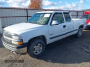 ✅ 2001 Chevrolet Silverado 1500 Work Truck • VIN: 1GCEK19V61E150171 • Lot: 43641559. Wystawiony na IAAI z przebiegiem 233 963 mil. Bezpłatny archiwum sprzedaży aukcyjnych z USA i szczegółowy raport historii pojazdu na DreamBid. Zdjęcie 2.