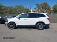 ✅ 2021 Honda Pilot EX • VIN: 5FNYF5H37MB038393 • Lot: 42649919. Wystawiony na IAAI z przebiegiem 87 222 mil. Bezpłatny archiwum sprzedaży aukcyjnych z USA i szczegółowy raport historii pojazdu na DreamBid. Zdjęcie 15.