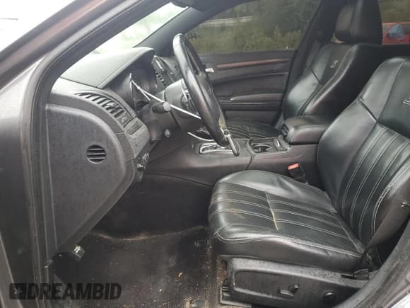 ✅ 2016 Chrysler 300 S • VIN: 2C3CCABT2GH335160 • Lot: 57769805. Listed on Copart with 93,555 mi. Free auction sales archive from the USA and detailed vehicle history report at DreamBid. Image 7.