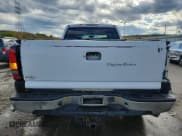 ✅ 2005 GMC Sierra 2500HD SLT • VIN: 1GTHK23215F867661 • Lot: 86147205. Listed on Copart with 412,692 mi. Free auction sales archive from the USA and detailed vehicle history report at DreamBid. Image 6.