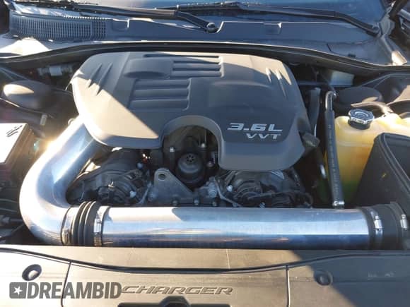 2019 Dodge Charger SXT с VIN 2C3CDXBG5KH717579, выставлен на аукционе IAAI как лот 41632111 с пробегом 127 383 миль миль и . История ставок и продаж доступна на DreamBid. Изображение 10.