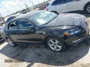 ✅ 2015 Volkswagen Passat S • VIN: 1VWAT7A30FC093068 • Lot: 43309416. Wystawiony na IAAI z przebiegiem 94 913 mil. Bezpłatny archiwum sprzedaży aukcyjnych z USA i szczegółowy raport historii pojazdu na DreamBid. Zdjęcie 13.