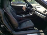 ✅ 2017 Porsche 718 Boxster • VIN: WP0CA2A85HS221846 • Lot: 55542923. Listed on Copart with 32,293 mi. Free auction sales archive from the USA and detailed vehicle history report at DreamBid. Image 10.