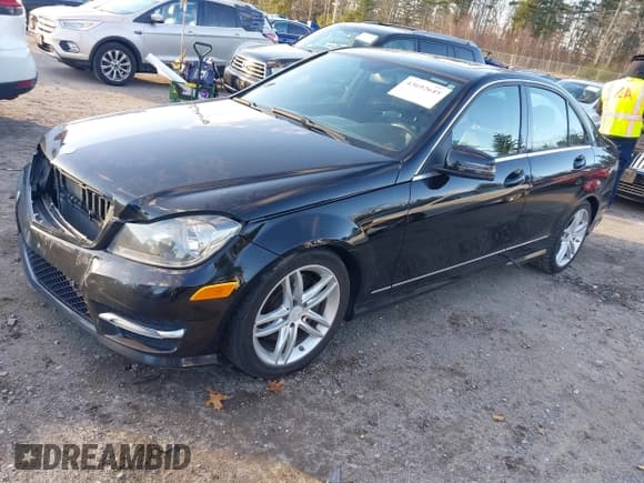 ✅ 2013 Mercedes-Benz C 300 Sport • VIN: WDDGF8AB1DR280823 • Lot: 43692645. Listed on IAAI with 170,469 mi. Free auction sales archive from the USA and detailed vehicle history report at DreamBid. Image 2.