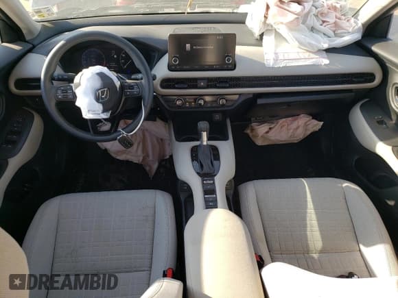 ✅ 2025 Honda HR-V LX • VIN: 3CZRZ1H32SM748356 • Lot: 84556015. Listed on Copart with 7,668 mi. Free auction sales archive from the USA and detailed vehicle history report at DreamBid. Image 8.