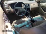 ✅ 1999 Honda Accord EX • VIN: 1HGCG225XXA020436 • Лот: 58765525. Опубликован ранее на Copart с пробегом 225 399 миль. Бесплатный доступ к архиву аукционных продаж из США и подробный отчёт об истории автомобиля на DreamBid. Изображение 8.