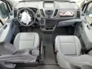 ✅ 2018 Ford Transit XL • VIN: 1FMZK1CM1JKB41666 • Lot: 74843154. Wystawiony na Copart z przebiegiem 26 405 mil. Bezpłatny archiwum sprzedaży aukcyjnych z USA i szczegółowy raport historii pojazdu na DreamBid. Zdjęcie 8.