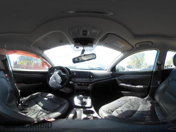 ✅ 2017 Hyundai Elantra SE • VIN: 5NPD84LF2HH121449 • Lot: 43119636. Listed on IAAI with 92,048 mi. Free auction sales archive from the USA and detailed vehicle history report at DreamBid. Image 17.