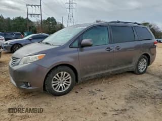 ✅ 2012 Toyota Sienna XLE • VIN: 5TDYK3DC5CS255778 • Lot: 94214015. Listed on Copart with 114,207 mi. Free auction sales archive from the USA and detailed vehicle history report at DreamBid. Image 1.