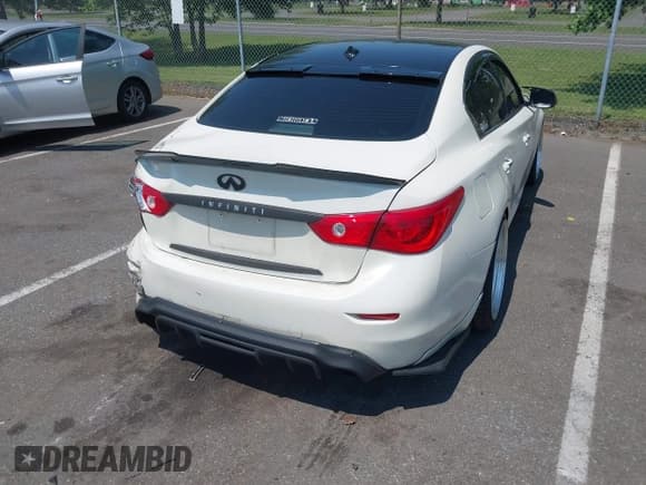 ✅ 2016 Infiniti Q50 Premium • VIN: JN1EV7AR0GM345628 • Лот: 42491405. Опубликован ранее на IAAI с пробегом 114 565 миль. Бесплатный доступ к архиву аукционных продаж из США и подробный отчёт об истории автомобиля на DreamBid. Изображение 4.