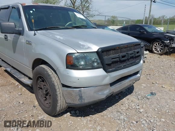 ✅ 2005 Ford F-150 XLT • VIN: 1FTPW12505KD72168 • Lot: 42063810. Listed on IAAI with 232,964 mi. Free auction sales archive from the USA and detailed vehicle history report at DreamBid. Image 12.