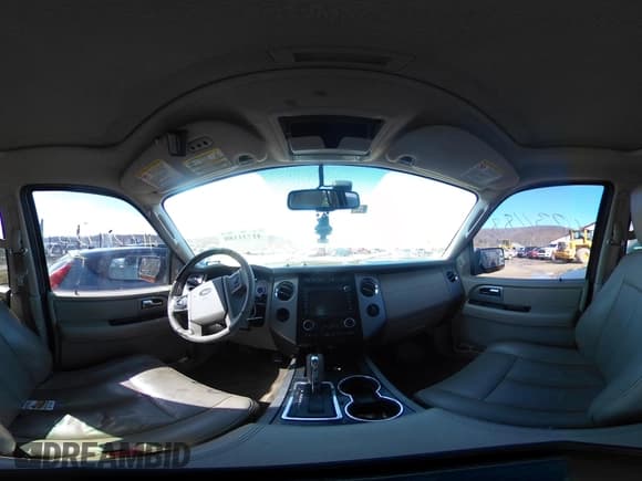 ✅ 2014 Ford Expedition Limited • VIN: 1FMJU1K52EEF37353 • Лот: 41731188. Опубликован ранее на IAAI с пробегом 186 734 миль. Бесплатный доступ к архиву аукционных продаж из США и подробный отчёт об истории автомобиля на DreamBid. Изображение 18.