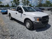 ✅ 2018 Ford F-150 XL • VIN: 1FTMF1C58JKF84053 • Lot: 61437355. Wystawiony na Copart z przebiegiem Nie podano. Bezpłatny archiwum sprzedaży aukcyjnych z USA i szczegółowy raport historii pojazdu na DreamBid. Zdjęcie 4.