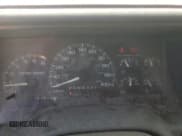 ✅ 1996 Chevrolet Silverado 1500 • VIN: 1GCEK14M2TZ142692 • Лот: 87411355. Опубликован ранее на Copart с пробегом 141 919 миль. Бесплатный доступ к архиву аукционных продаж из США и подробный отчёт об истории автомобиля на DreamBid. Изображение 9.