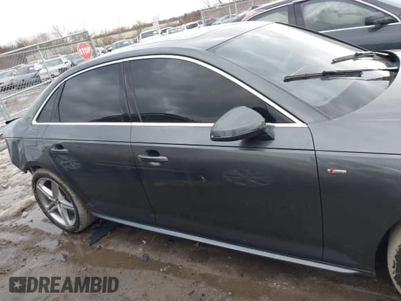 ✅ 2017 Audi A4 • VIN: WAUPNAF49HA176712 • Лот: 41447809. Опубликован ранее на IAAI с пробегом 43 941 миль. Бесплатный доступ к архиву аукционных продаж из США и подробный отчёт об истории автомобиля на DreamBid. Изображение 14.