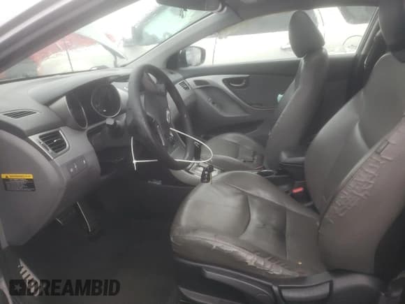 ✅ 2013 Hyundai Elantra SE • VIN: KMHDH6AE2DU011843 • Lot: 81942985. Listed on Copart with 136,492 mi. Free auction sales archive from the USA and detailed vehicle history report at DreamBid. Image 7.