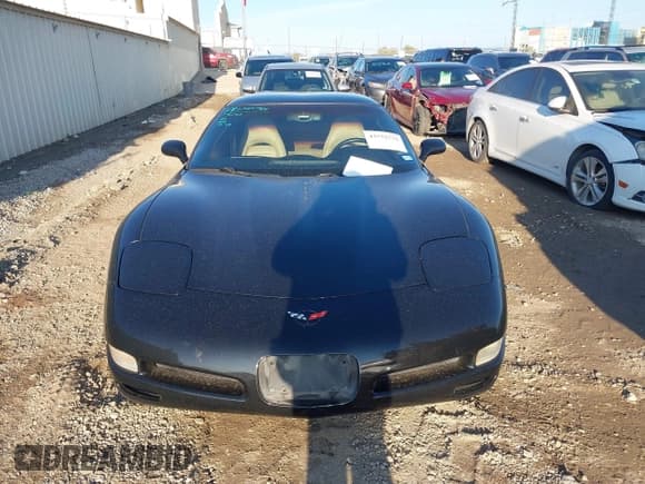 ✅ 2004 Chevrolet Corvette • VIN: 1G1YY22G645120159 • Lot: 43752732. Wystawiony na IAAI z przebiegiem 128 869 mil. Bezpłatny archiwum sprzedaży aukcyjnych z USA i szczegółowy raport historii pojazdu na DreamBid. Zdjęcie 12.