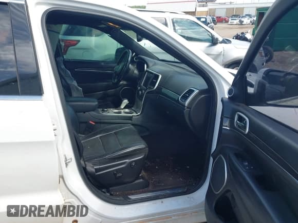 ✅ 2016 Jeep Grand Cherokee Overland • VIN: 1C4RJFCG9GC389505 • Lot: 42608098. Wystawiony na IAAI z przebiegiem 145 610 mil. Bezpłatny archiwum sprzedaży aukcyjnych z USA i szczegółowy raport historii pojazdu na DreamBid. Zdjęcie 5.