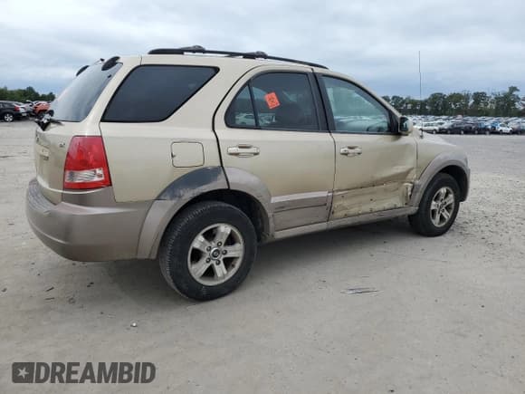 ✅ 2003 Kia Sorento LX • VIN: KNDJD733X35063802 • Lot: 74760084. Listed on Copart with 189,088 mi. Free auction sales archive from the USA and detailed vehicle history report at DreamBid. Image 3.