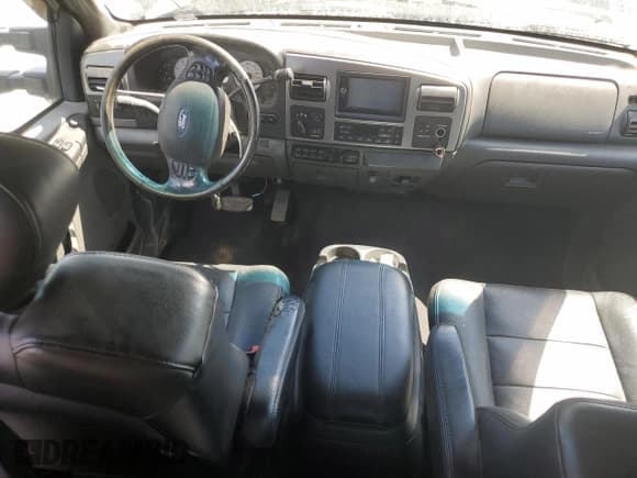 ✅ 2007 Ford F-350 XL • VIN: 1FTWX31P27EA08780 • Lot: 69210195. Wystawiony na Copart z przebiegiem 215 659 mil. Bezpłatny archiwum sprzedaży aukcyjnych z USA i szczegółowy raport historii pojazdu na DreamBid. Zdjęcie 8.