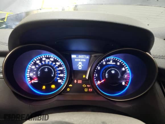 2015 Hyundai Genesis Coupe 3.8L Base с VIN KMHHT6KJ4FU128421, выставлен на аукционе Copart как лот 83052144 с пробегом 66 571 миль миль и Списание • Salvage title. История ставок и продаж доступна на DreamBid. Изображение 9.