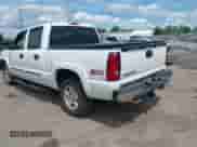 2006 Chevrolet Silverado 1500 LT1 with VIN 2GCEK13Z861338517, listed as a IAAI auction lot 42177361 with 263,456 mi miles and . Bid and sale history available at DreamBid. Image 3.