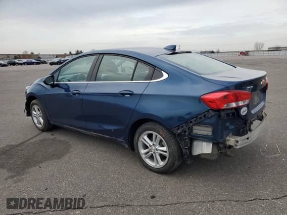 ✅ 2019 Chevrolet Cruze Premier • VIN: 1G1BF5SM7K7102340 • Lot: 51820395. Wystawiony na Copart z przebiegiem 86 223 mil mil. Skorzystaj z bezpłatnego archiwum sprzedaży aukcyjnych z USA i zobacz szczegółowy raport historii pojazdu na DreamBid. Zdjęcie 2.