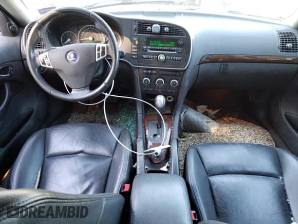 ✅ 2009 Saab 9-3 Comfort • VIN: YS3FB49Y191005230 • Lot: 73645724. Wystawiony na Copart z przebiegiem 188 139 mil. Bezpłatny archiwum sprzedaży aukcyjnych z USA i szczegółowy raport historii pojazdu na DreamBid. Zdjęcie 8.