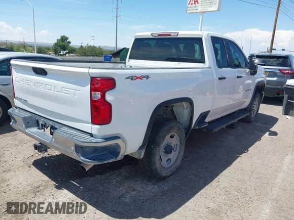 2020 Chevrolet Silverado 2500HD Work Truck z VIN 1GC2YLE75LF232409, wystawiony jako IAAI lot #42609101 z przebiegiem 99 051 mil mil oraz . Historia ofert i sprzedaży dostępna na DreamBid. Obrazek 4.