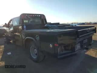 2017 Chevrolet Silverado 3500HD Work Truck с VIN 1GB4KYCY9HF198070, выставлен на аукционе Copart как лот 77012994 с пробегом 110 332 миль миль и Списание • Salvage title. История ставок и продаж доступна на DreamBid. Изображение 2.