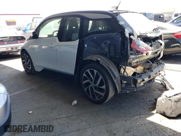 ✅ 2021 BMW i3 • VIN: WBY8P2C0XM7H79671 • Lot: 53226013. Listed on Copart with 22,544 mi. Free auction sales archive from the USA and detailed vehicle history report at DreamBid. Image 2.