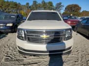 ✅ 2015 Chevrolet Suburban LTZ • VIN: 1GNSKKKC6FR697496 • Lot: 76989554. Wystawiony na Copart z przebiegiem 170 651 mil. Bezpłatny archiwum sprzedaży aukcyjnych z USA i szczegółowy raport historii pojazdu na DreamBid. Zdjęcie 5.