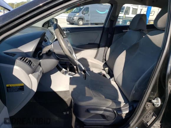 ✅ 2014 Hyundai Accent GS • VIN: KMHCT5AE0EU165439 • Лот: 71605924. Опубликован ранее на Copart с пробегом 53 355 миль. Бесплатный доступ к архиву аукционных продаж из США и подробный отчёт об истории автомобиля на DreamBid. Изображение 7.