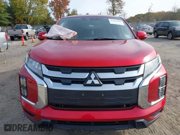✅ 2021 Mitsubishi Outlander SE • VIN: JA4APVAU9MU001686 • Lot: 43558244. Listed on IAAI with 60,061 mi. Free auction sales archive from the USA and detailed vehicle history report at DreamBid. Image 12.