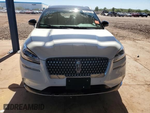 ✅ 2020 Lincoln Corsair Reserve • VIN: 5LMCJ2DHXLUL11804 • Lot: 87083105. Wystawiony na Copart z przebiegiem 67 135 mil. Bezpłatny archiwum sprzedaży aukcyjnych z USA i szczegółowy raport historii pojazdu na DreamBid. Zdjęcie 5.