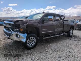 2016 Chevrolet Silverado 3500HD LTZ с VIN 1GC4K0E83GF199692, выставлен на аукционе Copart как лот 51864015 с пробегом 137 408 миль миль и Чистый • Clean title. История ставок и продаж доступна на DreamBid. Изображение 1.