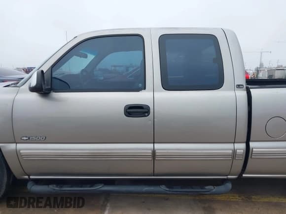 ✅ 2000 Chevrolet Silverado 1500 • VIN: 2GCEC19WXY1357051 • Лот: 41535946. Опубликован ранее на IAAI с пробегом 154 163 миль. Бесплатный доступ к архиву аукционных продаж из США и подробный отчёт об истории автомобиля на DreamBid. Изображение 14.