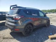 ✅ 2017 Ford Escape SE • VIN: 1FMCU0GDXHUA48700 • Лот: 56953235. Опубликован ранее на Copart с пробегом 99 507 миль. Бесплатный доступ к архиву аукционных продаж из США и подробный отчёт об истории автомобиля на DreamBid. Изображение 3.