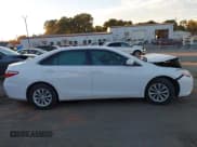 ✅ 2016 Toyota Camry LE • VIN: 4T4BF1FK4GR536315 • Lot: 43561791. Wystawiony na IAAI z przebiegiem 157 663 mil. Bezpłatny archiwum sprzedaży aukcyjnych z USA i szczegółowy raport historii pojazdu na DreamBid. Zdjęcie 13.