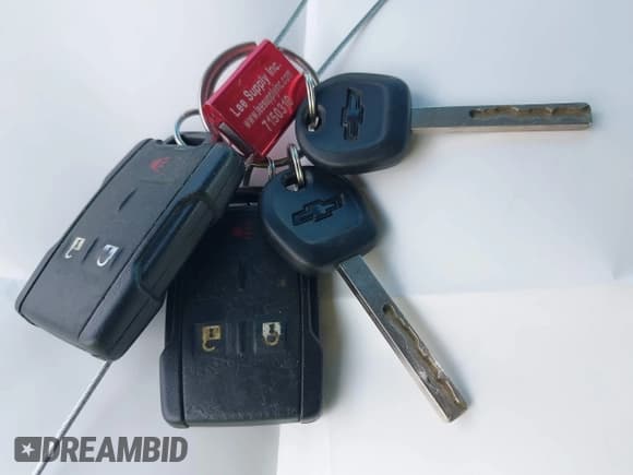 ✅ 2019 Chevrolet Silverado 1500 LT • VIN: 2GCRCPEC2K1146787 • Lot: 43125554. Wystawiony na IAAI z przebiegiem 102 604 mil. Bezpłatny archiwum sprzedaży aukcyjnych z USA i szczegółowy raport historii pojazdu na DreamBid. Zdjęcie 11.