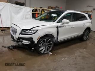 ✅ 2022 Lincoln Nautilus Reserve • VIN: 2LMPJ8K90NBL05462 • Лот: 70776742. Опубликован ранее на Copart с пробегом Не указан. Бесплатный доступ к архиву аукционных продаж из США и подробный отчёт об истории автомобиля на DreamBid. Изображение 1.