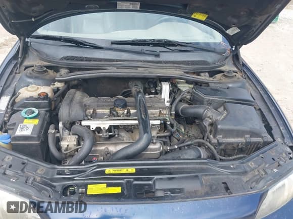 ✅ 2002 Volvo V70 • VIN: YV1SW53D921172912 • Lot: 42799285. Listed on IAAI with 296,127 mi. Free auction sales archive from the USA and detailed vehicle history report at DreamBid. Image 10.