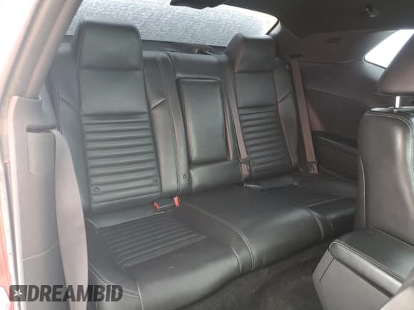 ✅ 2013 Dodge Challenger R/T • VIN: 2C3CDYBT0DH541594 • Lot: 87894265. Wystawiony na Copart z przebiegiem 136 512 mil. Bezpłatny archiwum sprzedaży aukcyjnych z USA i szczegółowy raport historii pojazdu na DreamBid. Zdjęcie 10.