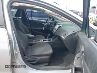 ✅ 2018 Chevrolet Cruze LS • VIN: 1G1BC5SM7J7179538 • Lot: 43259565. Listed on IAAI with 196,505 mi. Free auction sales archive from the USA and detailed vehicle history report at DreamBid. Image 5.