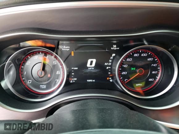 ✅ 2019 Dodge Charger Scat Pack • VIN: 2C3CDXGJ1KH518727 • Лот: 69598345. Опубликован ранее на Copart с пробегом 93 892 миль. Бесплатный доступ к архиву аукционных продаж из США и подробный отчёт об истории автомобиля на DreamBid. Изображение 9.